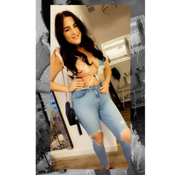 Meet your Posher, Mollie - Picture 1 of 1